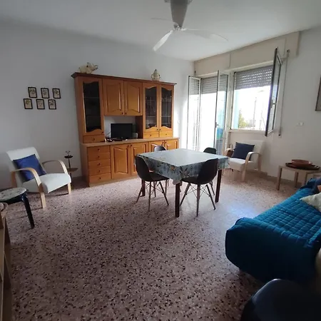 Blue Holiday: A Due Passi Dal Mare Torre dell'Orso